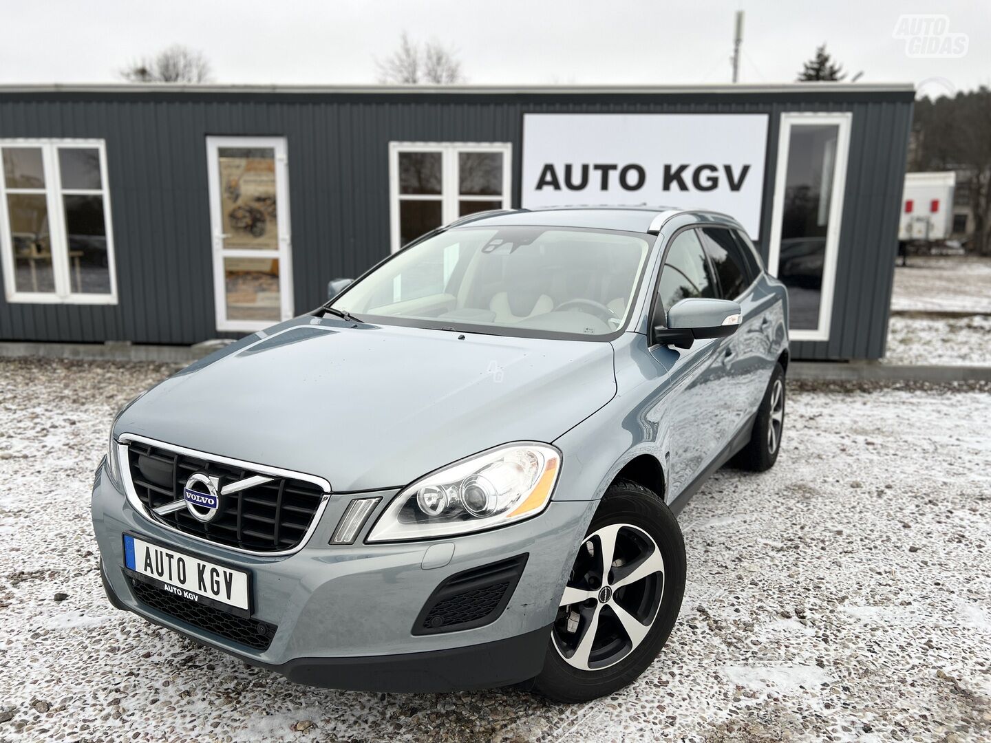 Volvo XC60 2010 г Внедорожник / Кроссовер