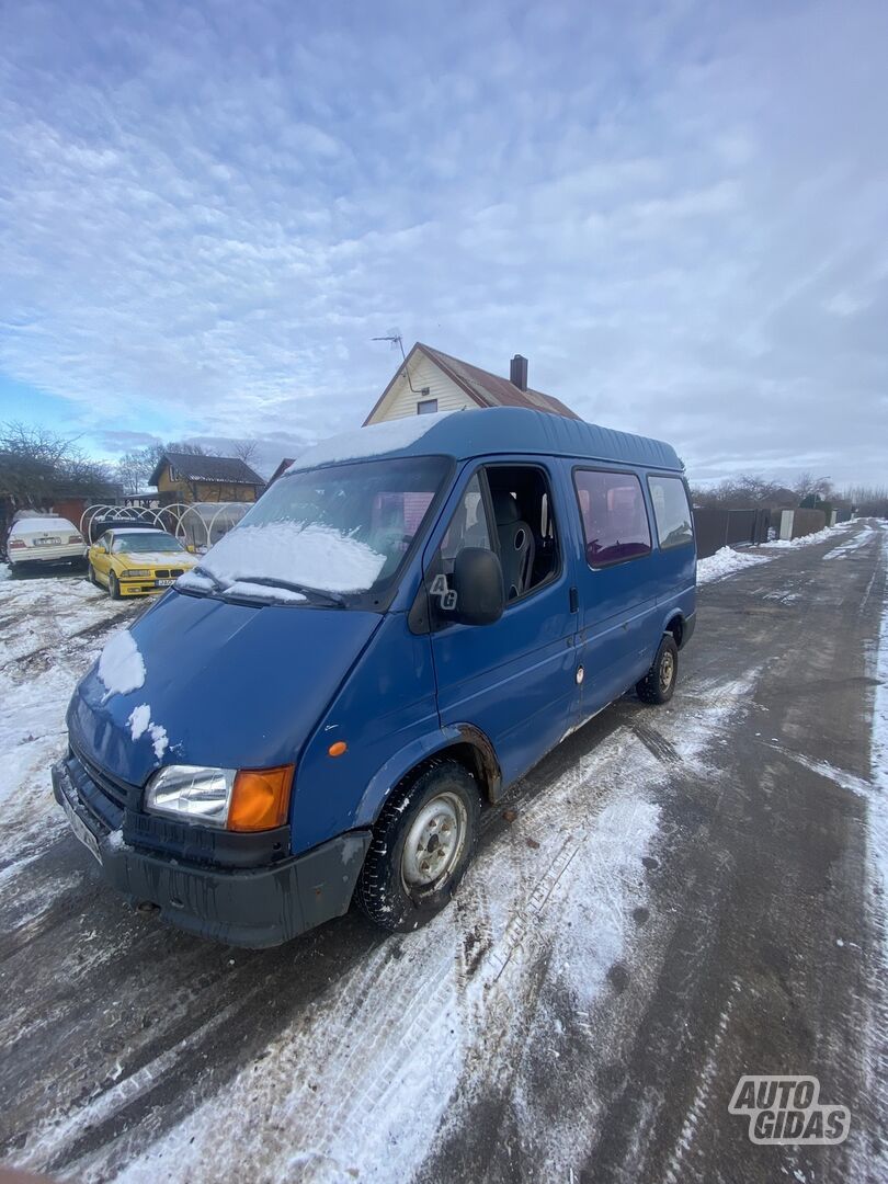 Ford Transit 1999 y Combi minibus