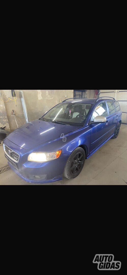 Volvo V50 2.0 2010 y parts