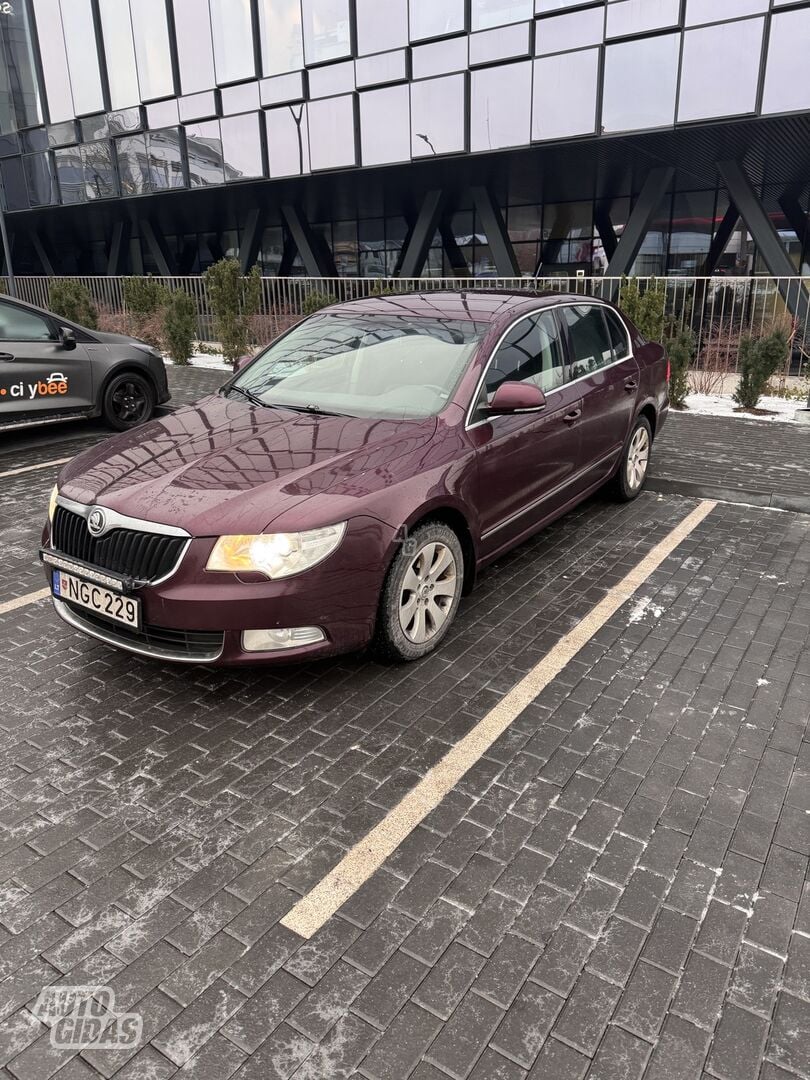 Skoda Superb 2008 y Hatchback