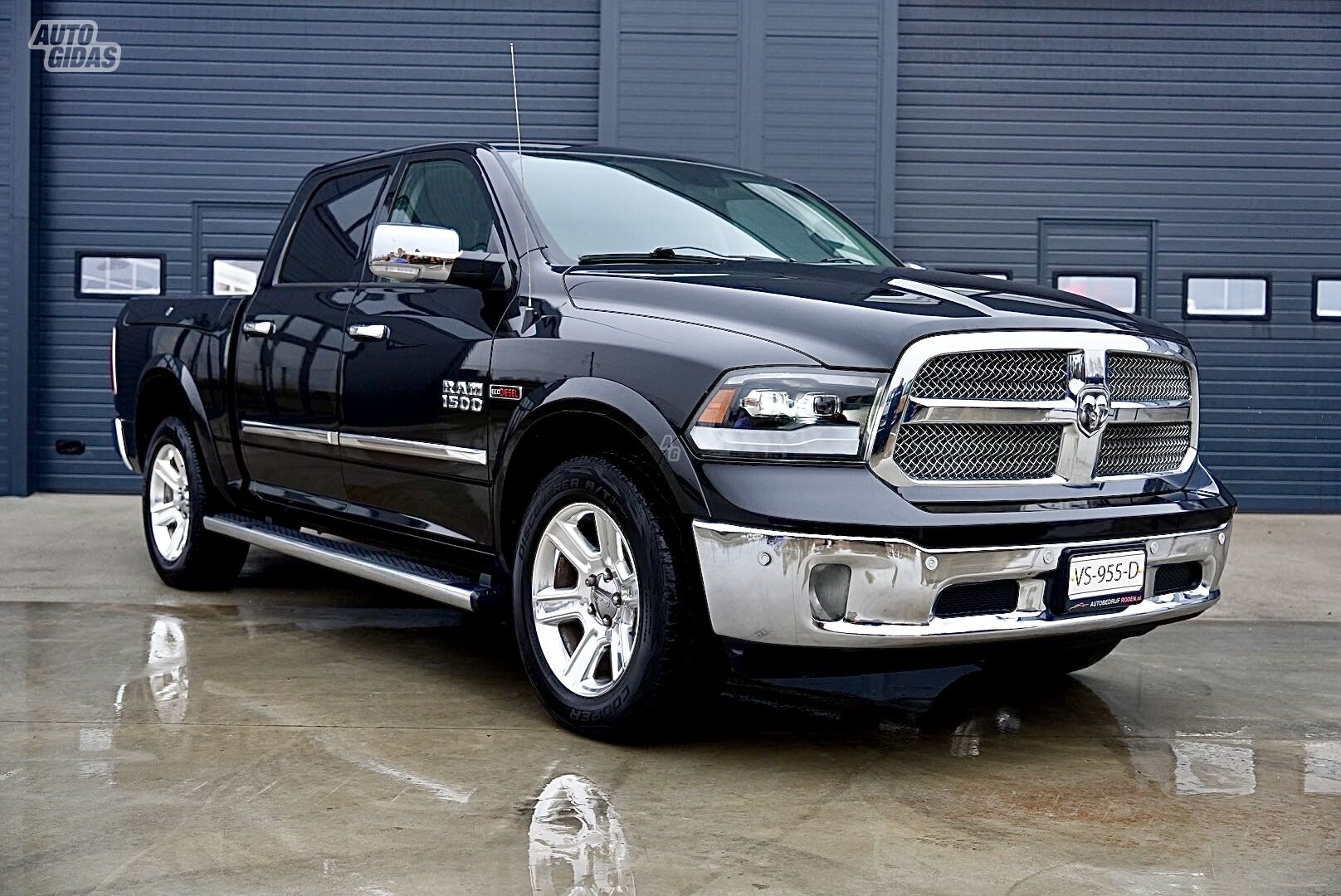 Dodge RAM 2016 г Пикап