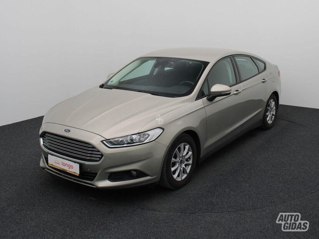 Ford Mondeo 2015 y Hatchback