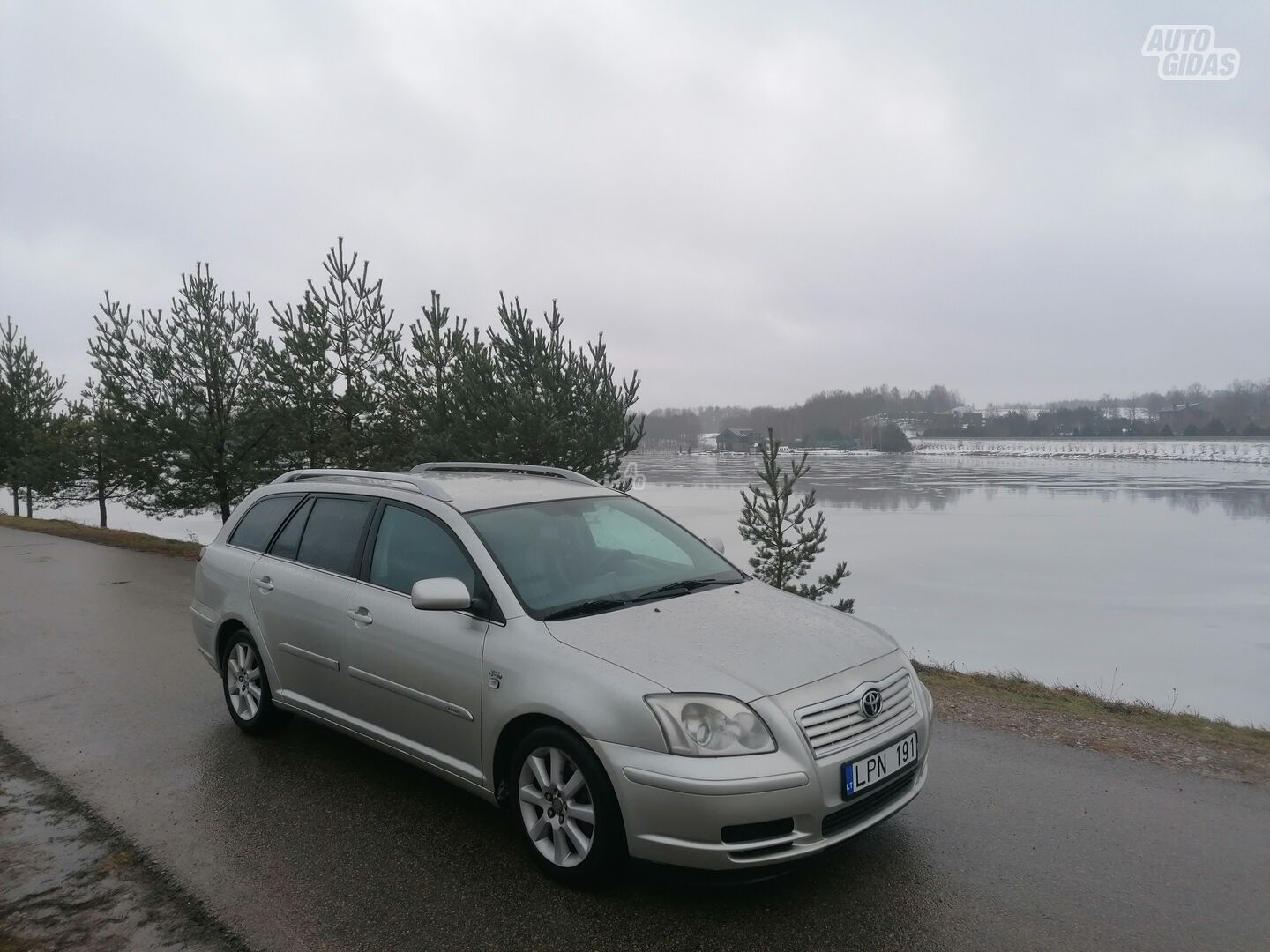 Toyota Avensis 2005 г Универсал