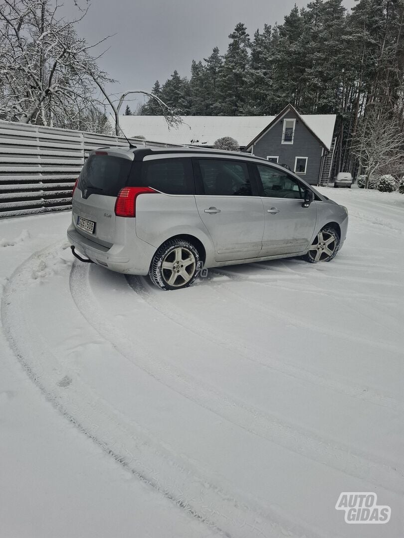 Peugeot 5008 2012 m Vienatūris