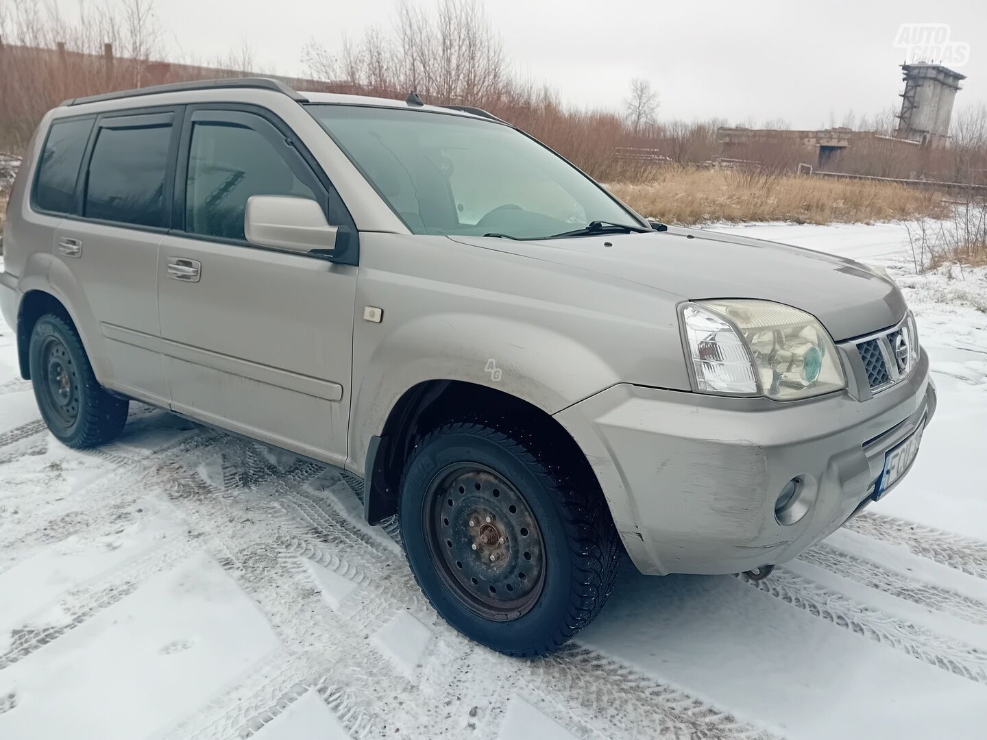 Nissan X-Trail 2005 г Внедорожник / Кроссовер