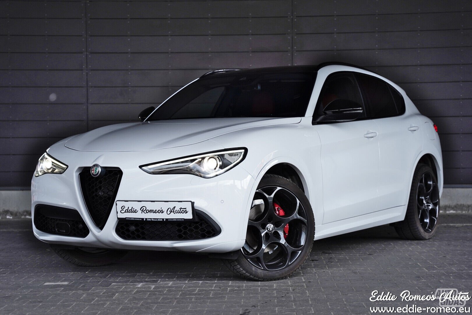 Alfa Romeo Stelvio Veloce 2022 y