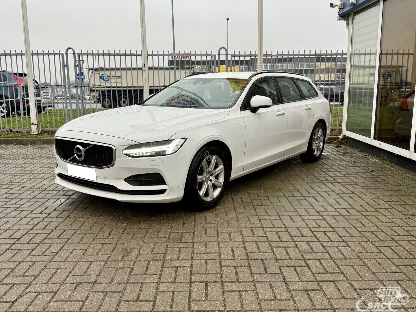 Volvo V90 2.0 D4 Automatas 2017 y