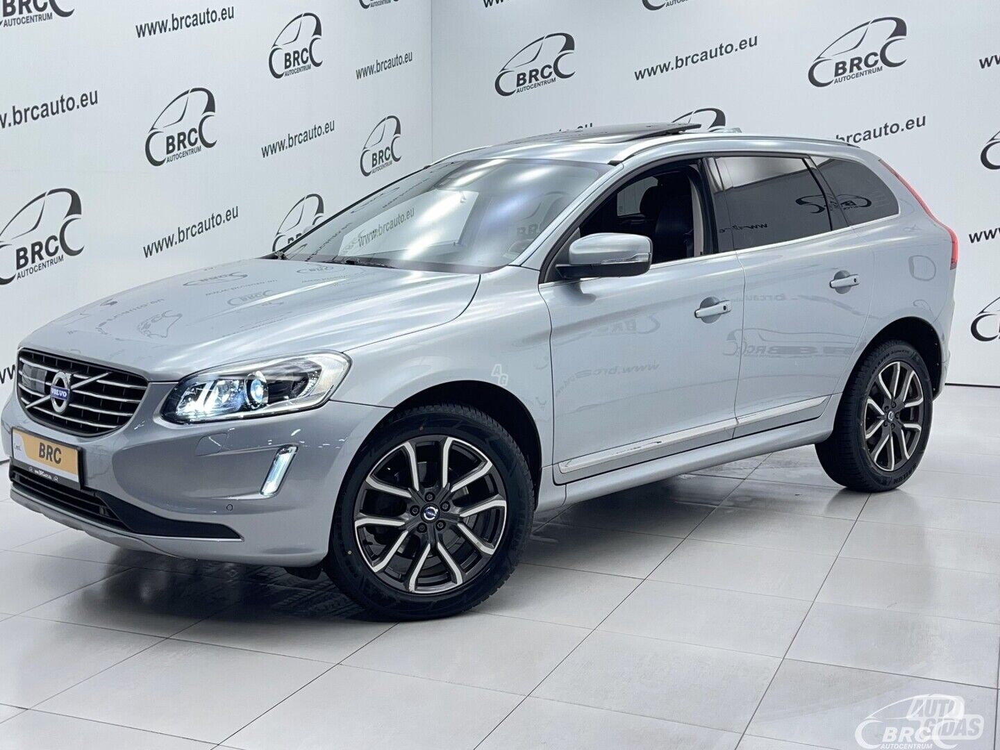 Volvo XC 60 D5 AWD Automatas 2017 г