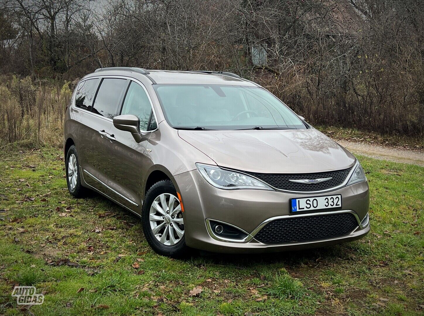 Chrysler Pacifica 2017 m Vienatūris