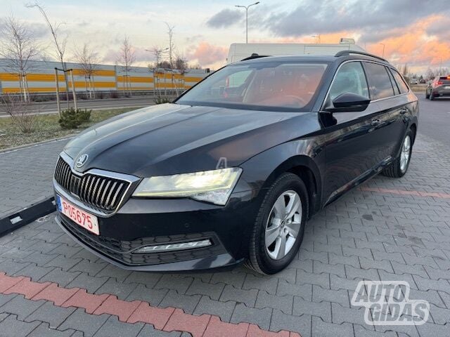 Skoda Superb 2020 m Universalas