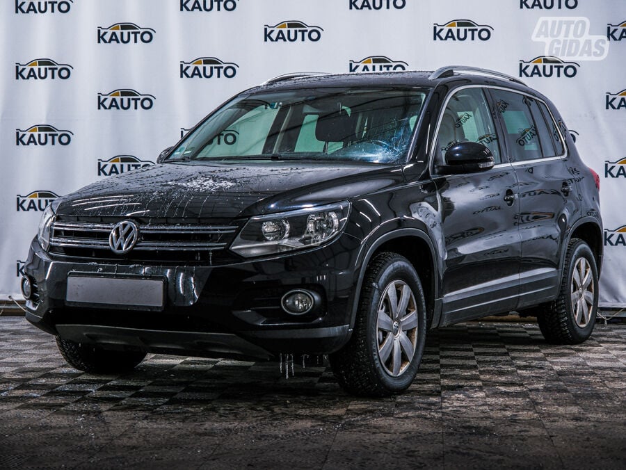 Volkswagen Tiguan 2013 г Внедорожник / Кроссовер