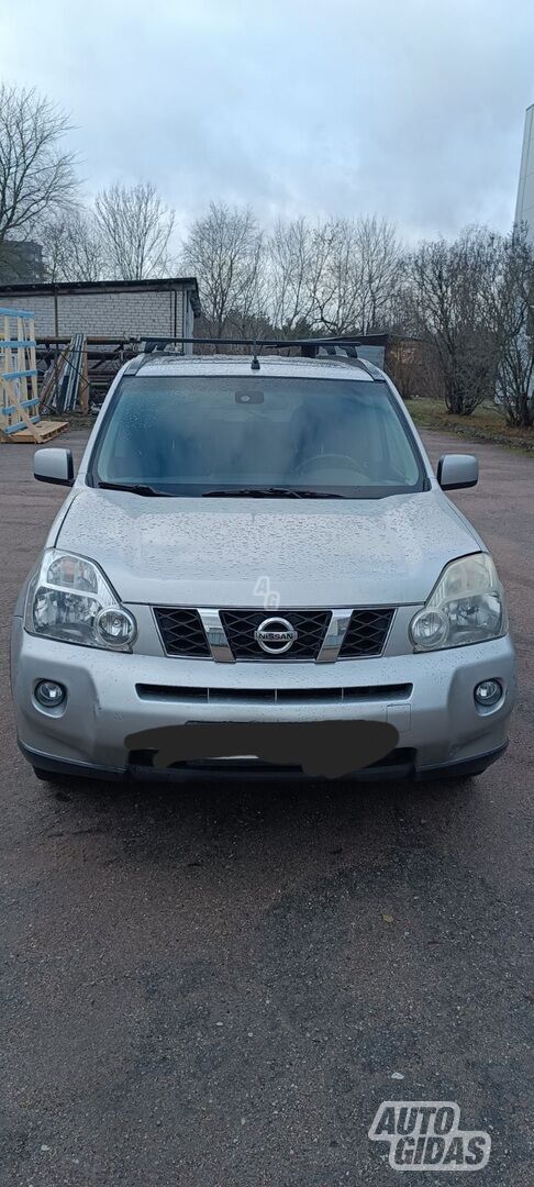 Nissan X-Trail 2009 y Off-road / Crossover