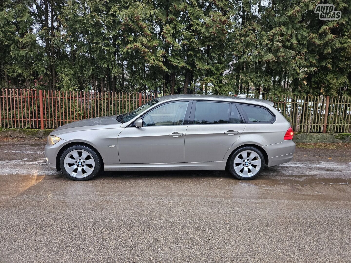 Bmw 320 2009 y Wagon