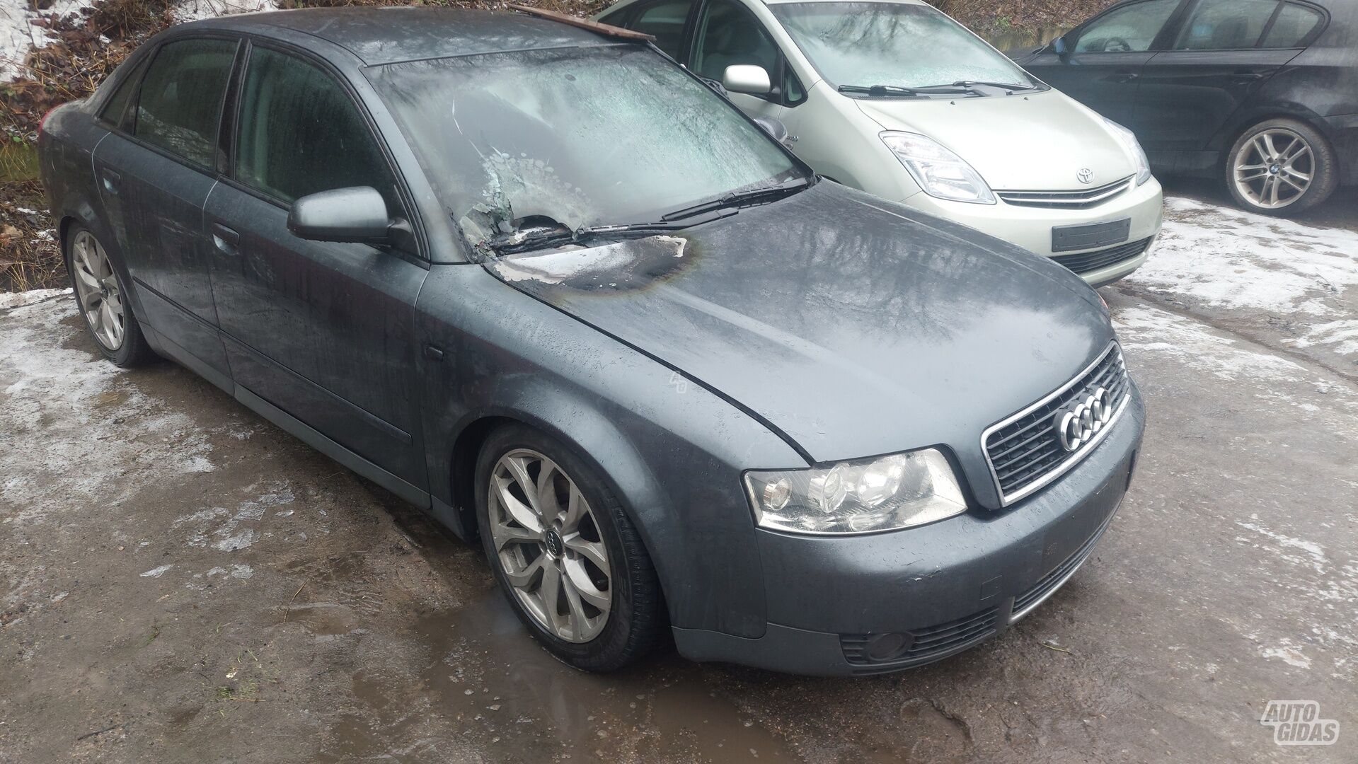 Audi A4 B6 2002 y parts