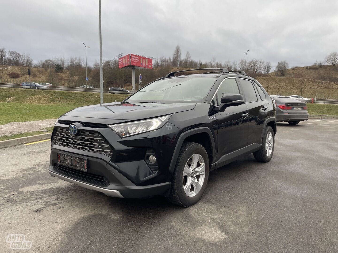 Toyota RAV4 2019 y Off-road / Crossover