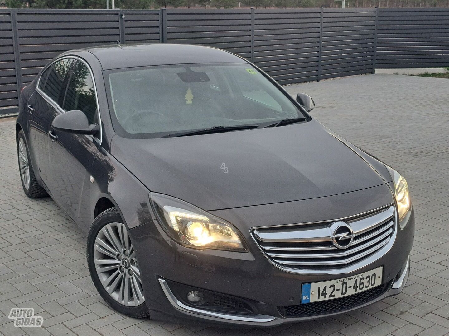 Opel Insignia 2015 г Хэтчбек