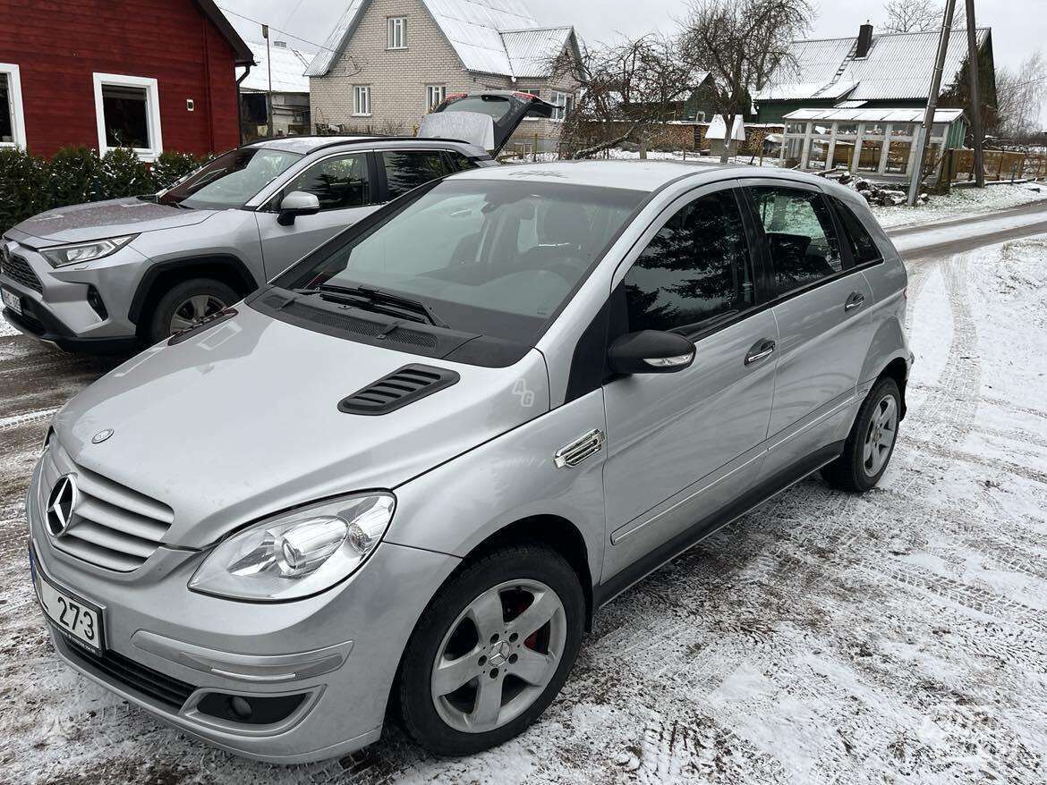 Mercedes-Benz B 200 2005 m Hečbekas