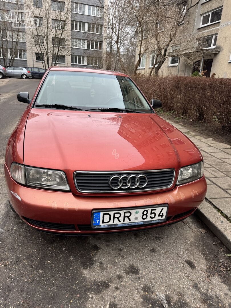 Audi A4 1996 г Седан