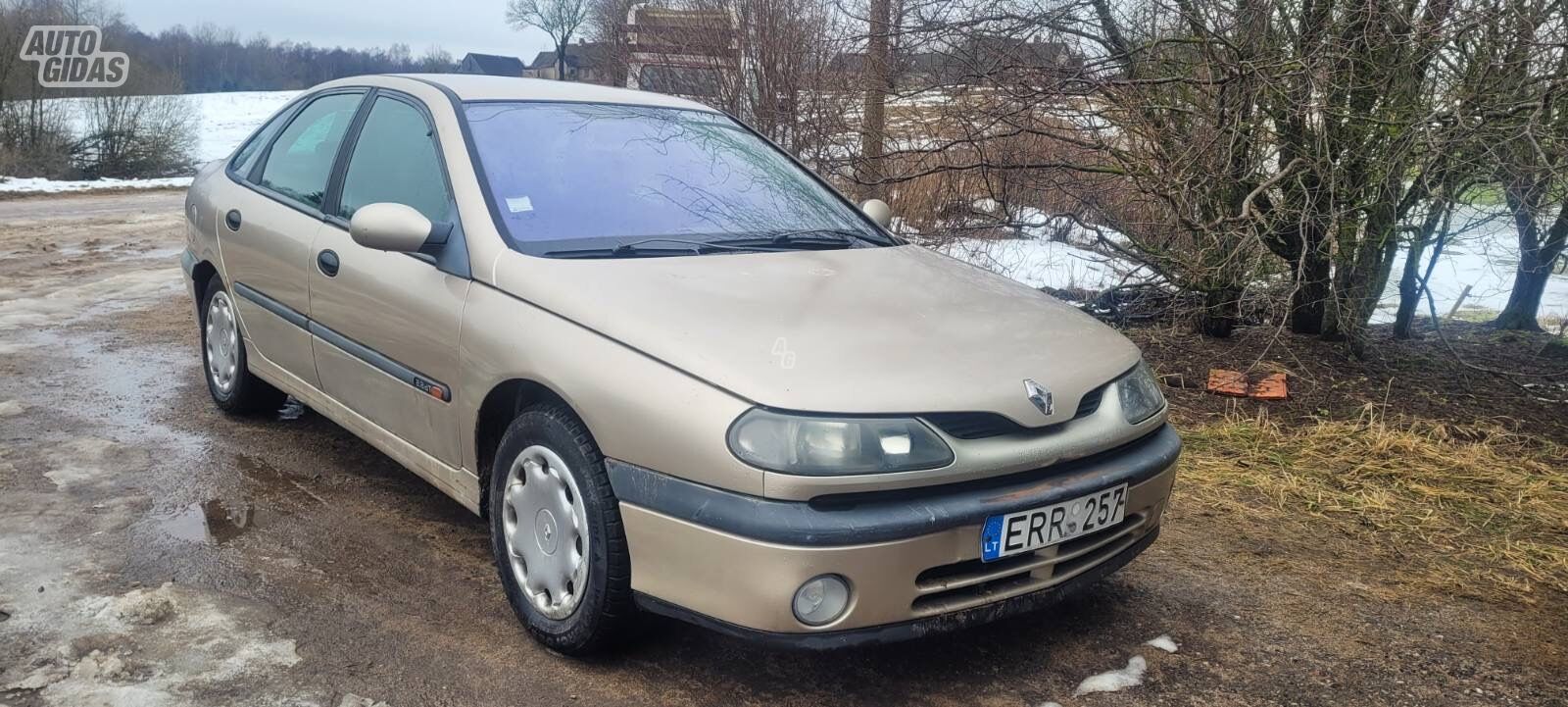 Renault Laguna 2000 г Седан