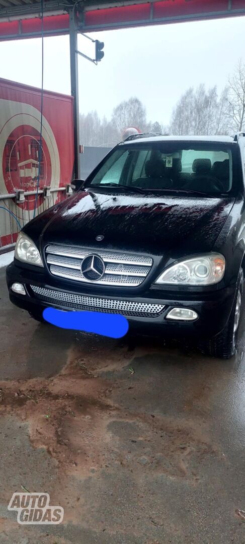 Mercedes-Benz ML 270 2003 г Седан