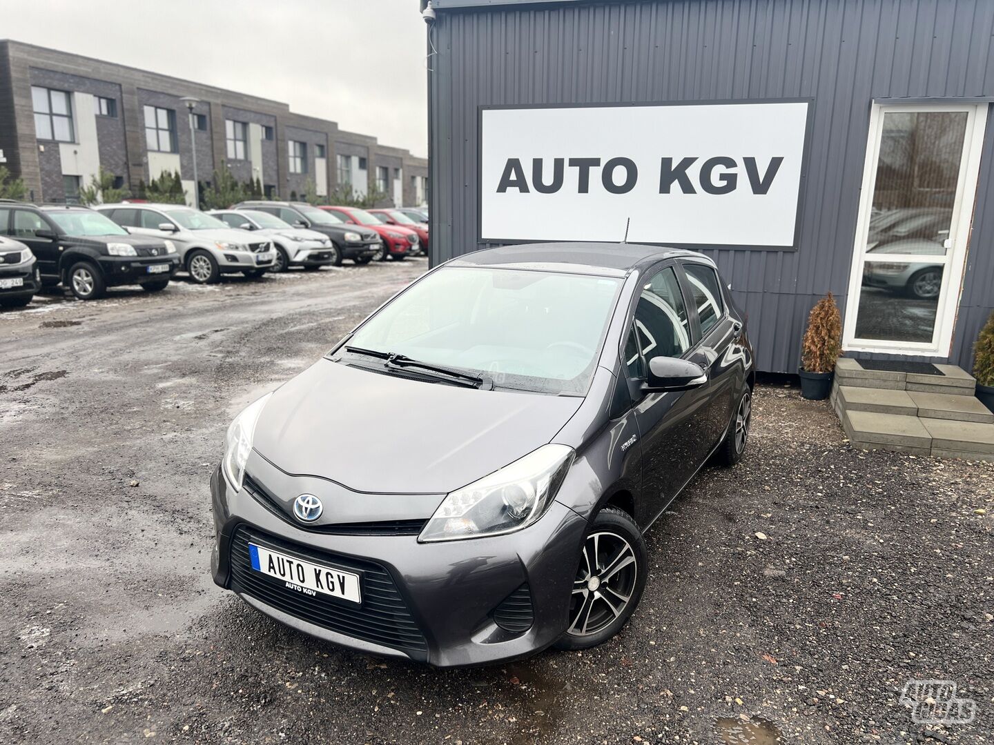 Toyota Yaris 2014 y Hatchback