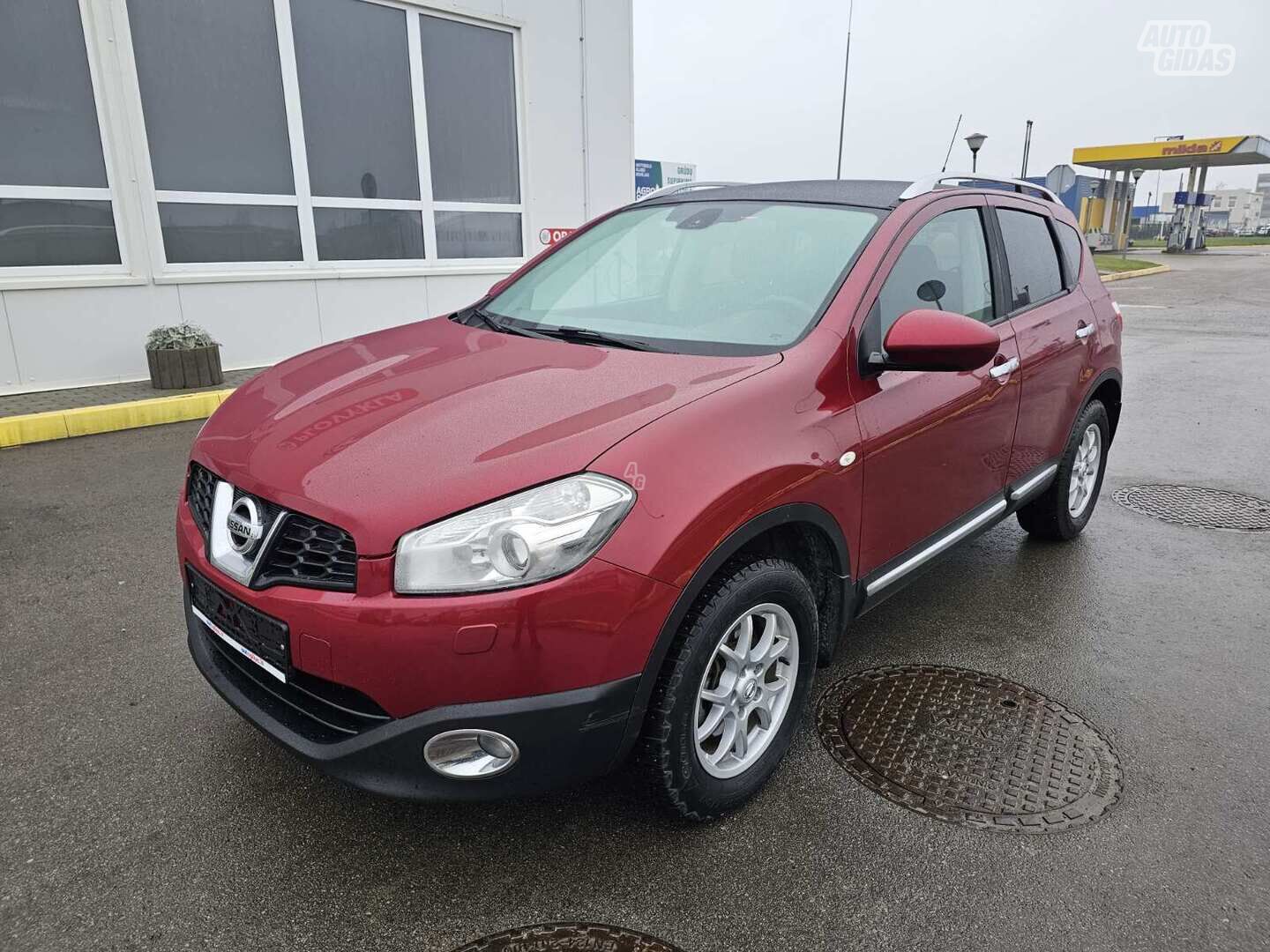 Nissan Qashqai 2011 y Off-road / Crossover