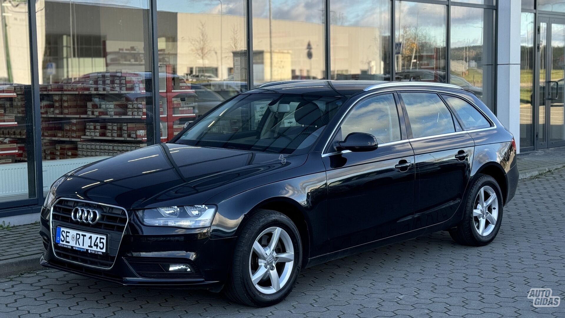 Audi A4 2013 m Universalas