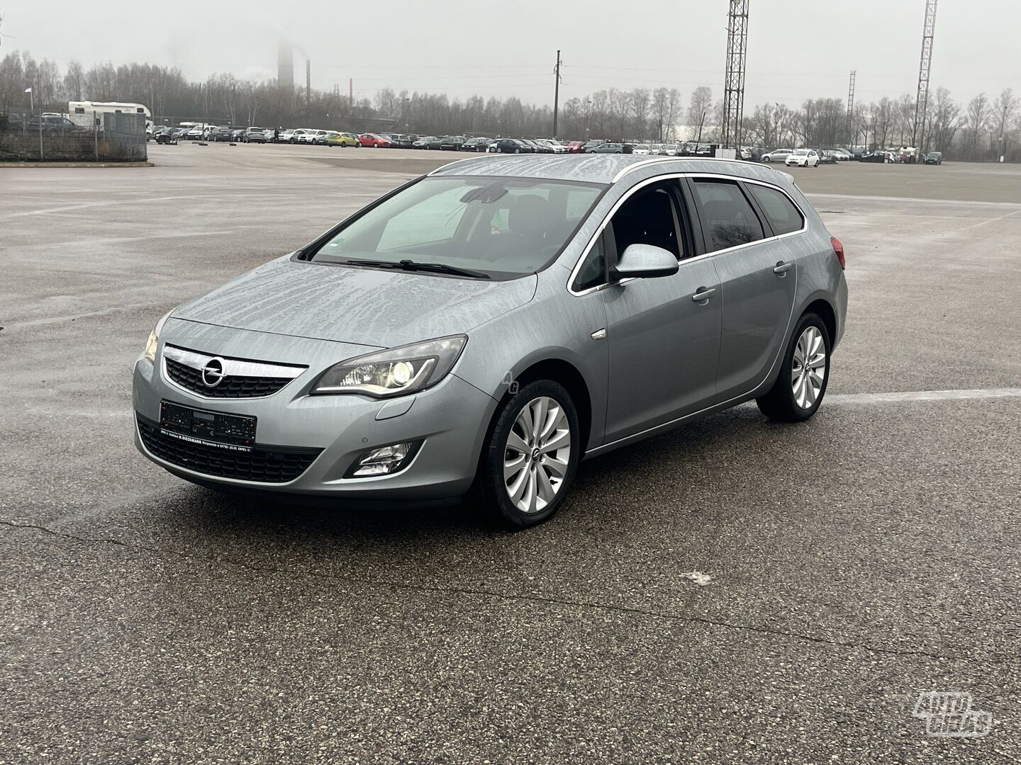 Opel Astra 2011 y Wagon