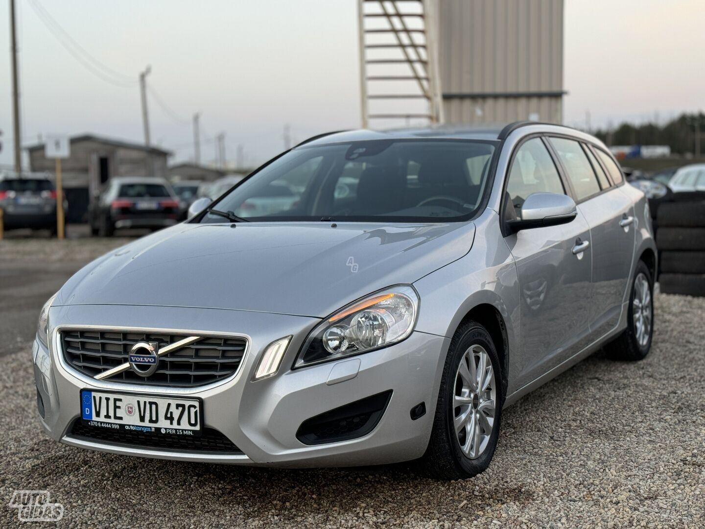 Volvo V60 2013 y Wagon