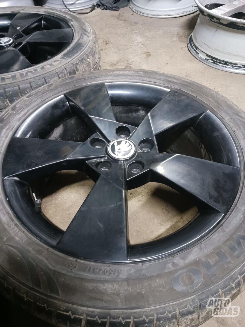 Skoda light alloy R17 rims