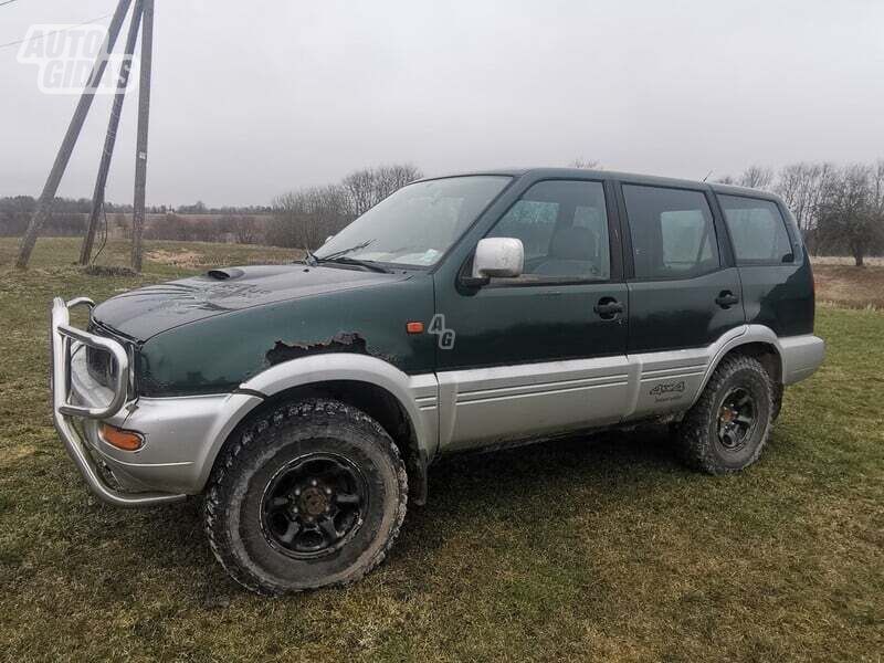 Nissan Terrano 1994 y Off-road / Crossover