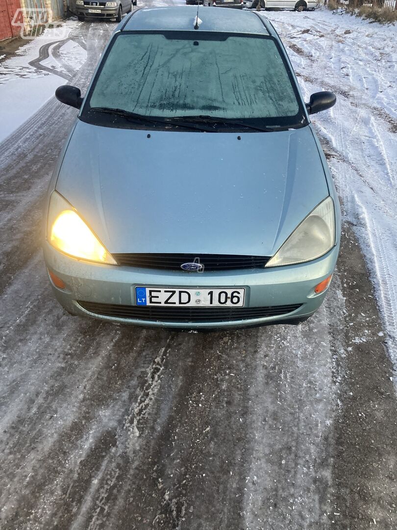 Ford Focus 1999 y Hatchback