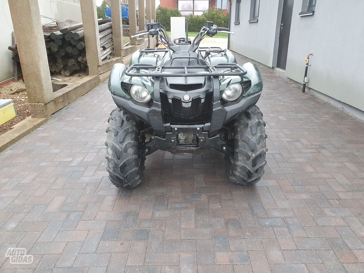 Yamaha Grizzly 2011 г Четырех мотоцикл