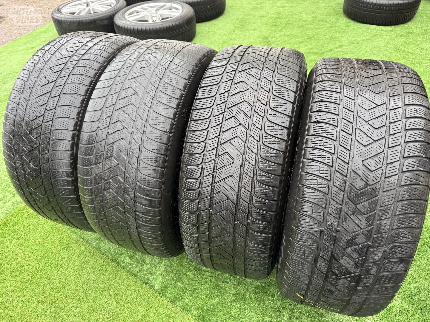 Pirelli Siunciam, 3-4mm R21 winter tyres passanger car