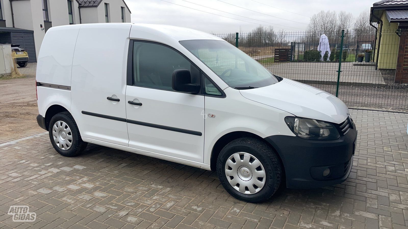 Volkswagen Caddy 2010 г Комби микроавтобус