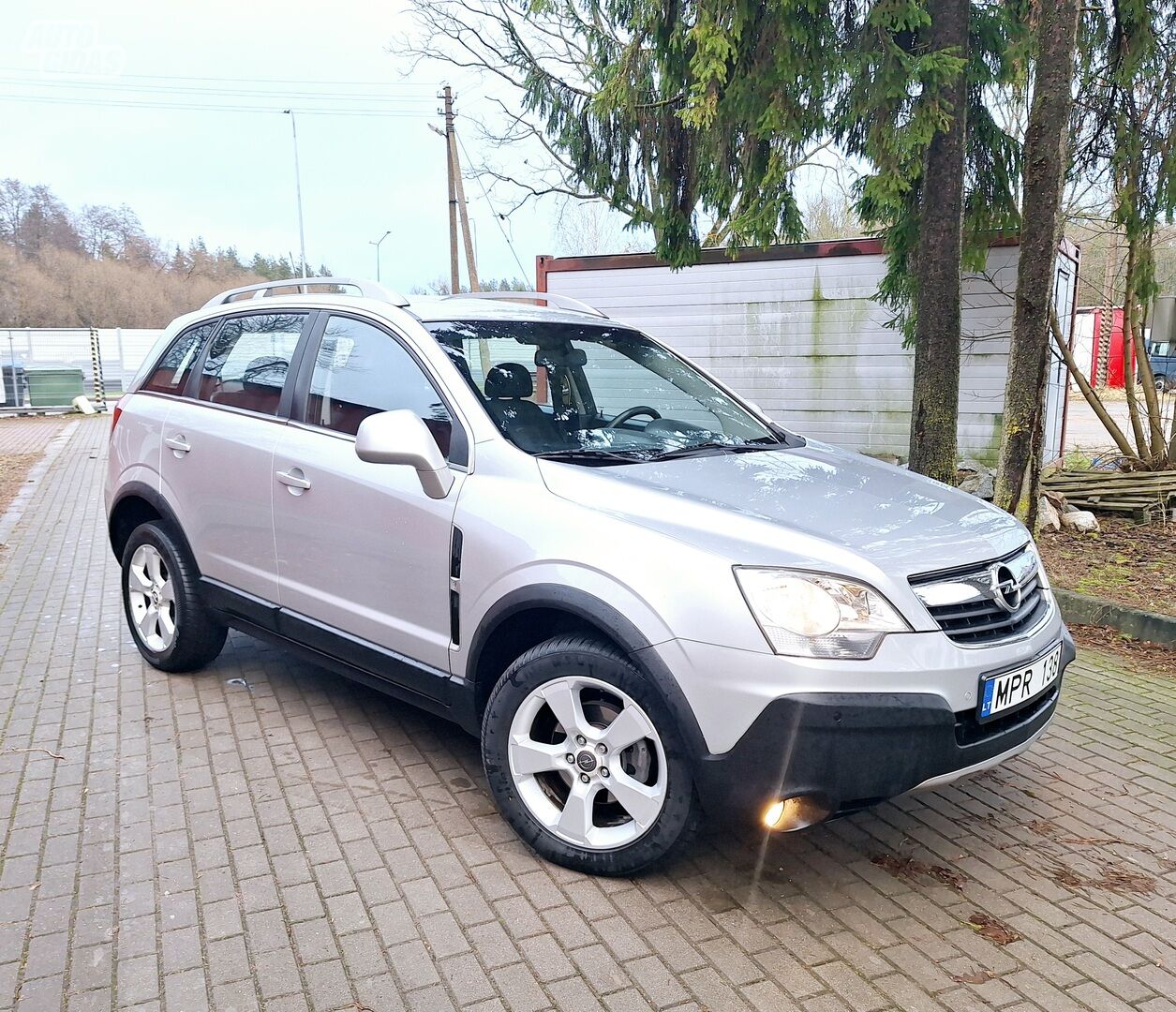 Opel Antara 2010 г Внедорожник / Кроссовер