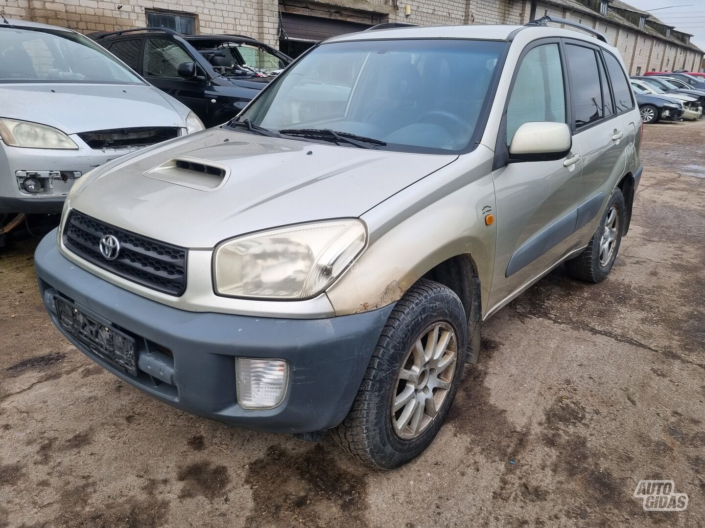 Toyota Rav4 2004 г запчясти