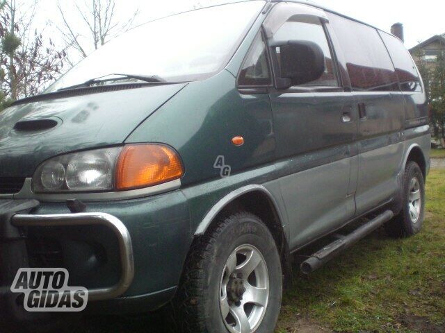 Mitsubishi Space Gear 1996 m Vienatūris