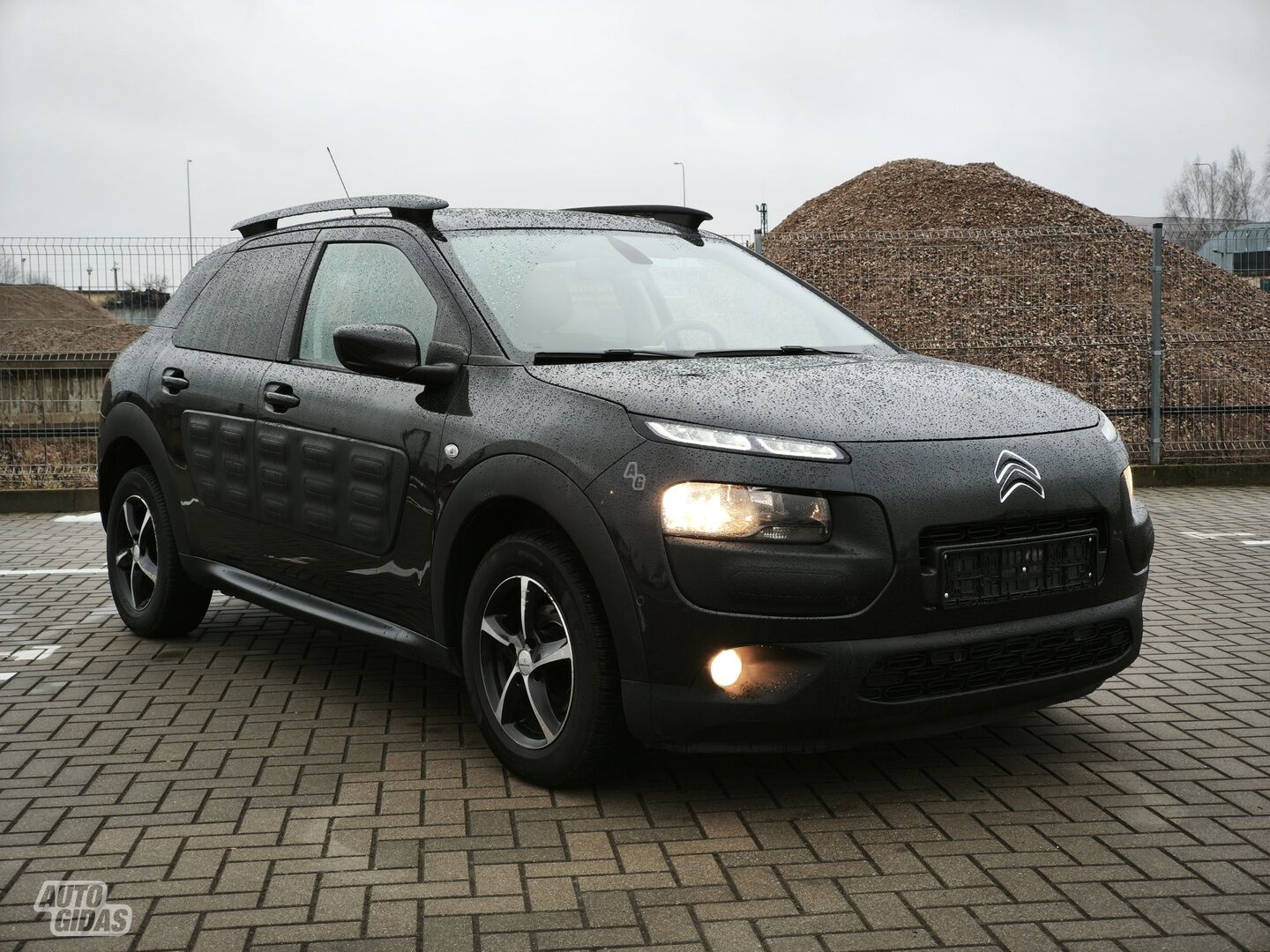 Citroen C4 Cactus 2015 y Off-road / Crossover