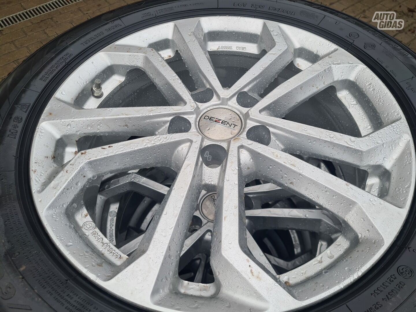 Light alloy R18 rims