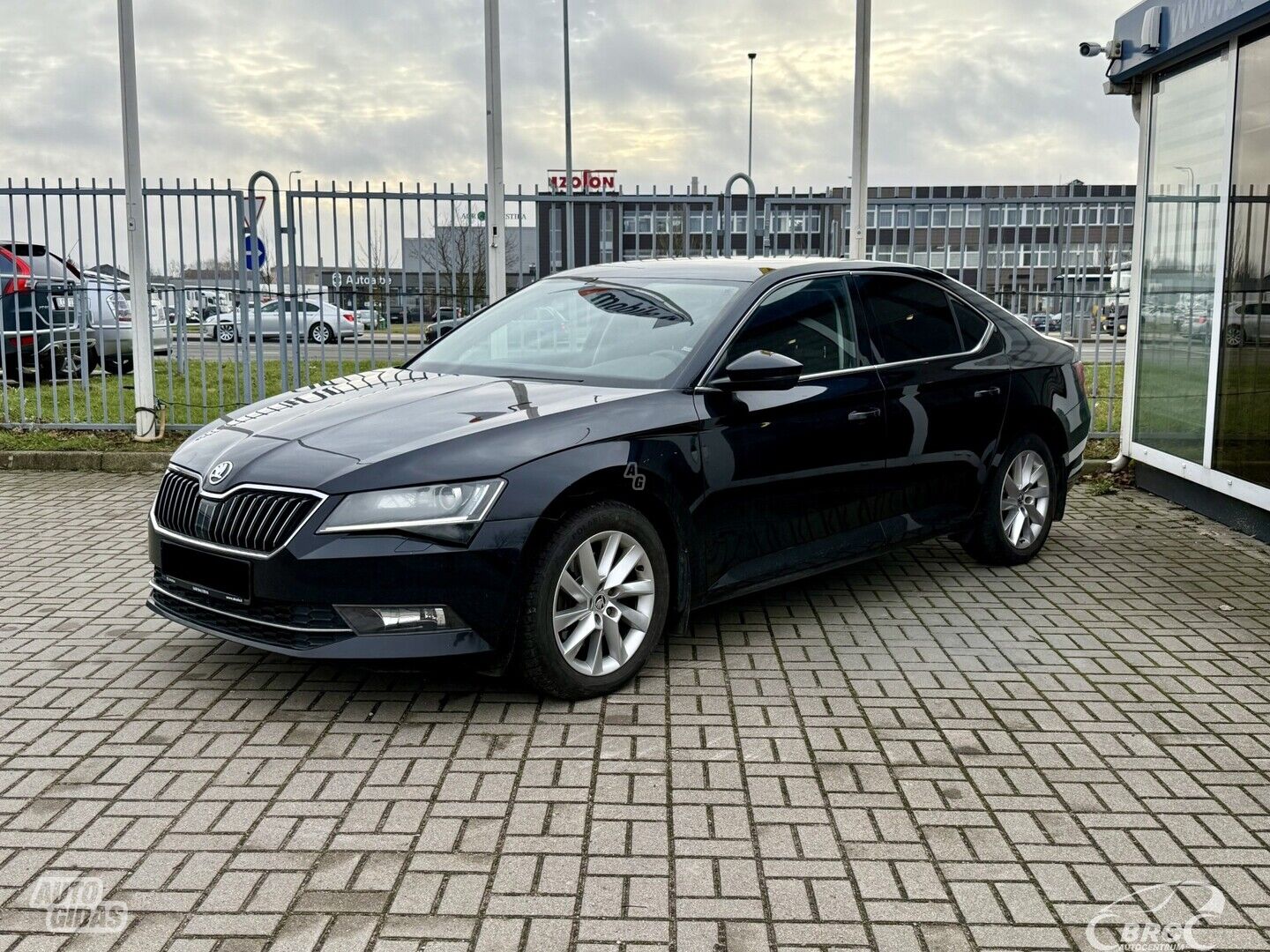 Skoda Superb 2.0 TDI 4X4 DSG Auto 2017 m