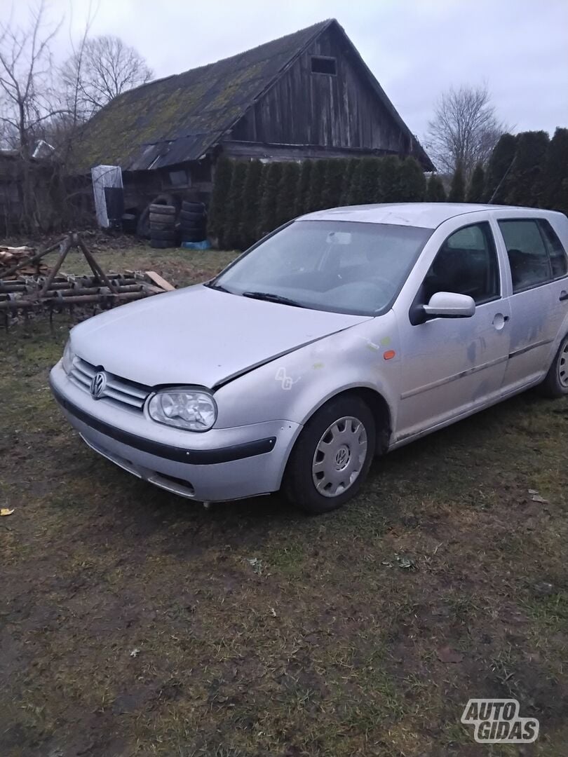 Volkswagen Golf 1998 y Hatchback