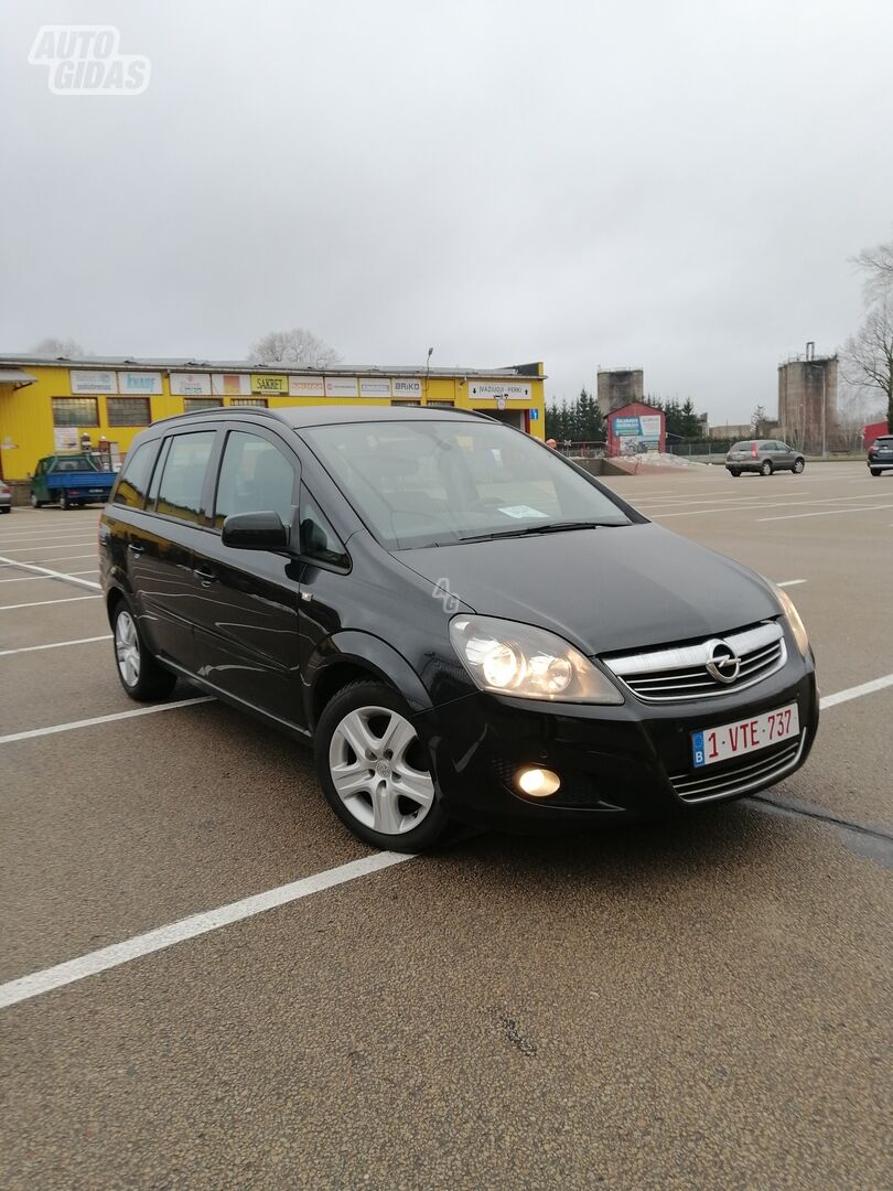 Opel Zafira 2012 г Минивэн