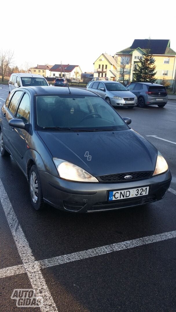 Ford Focus 2000 m Hečbekas