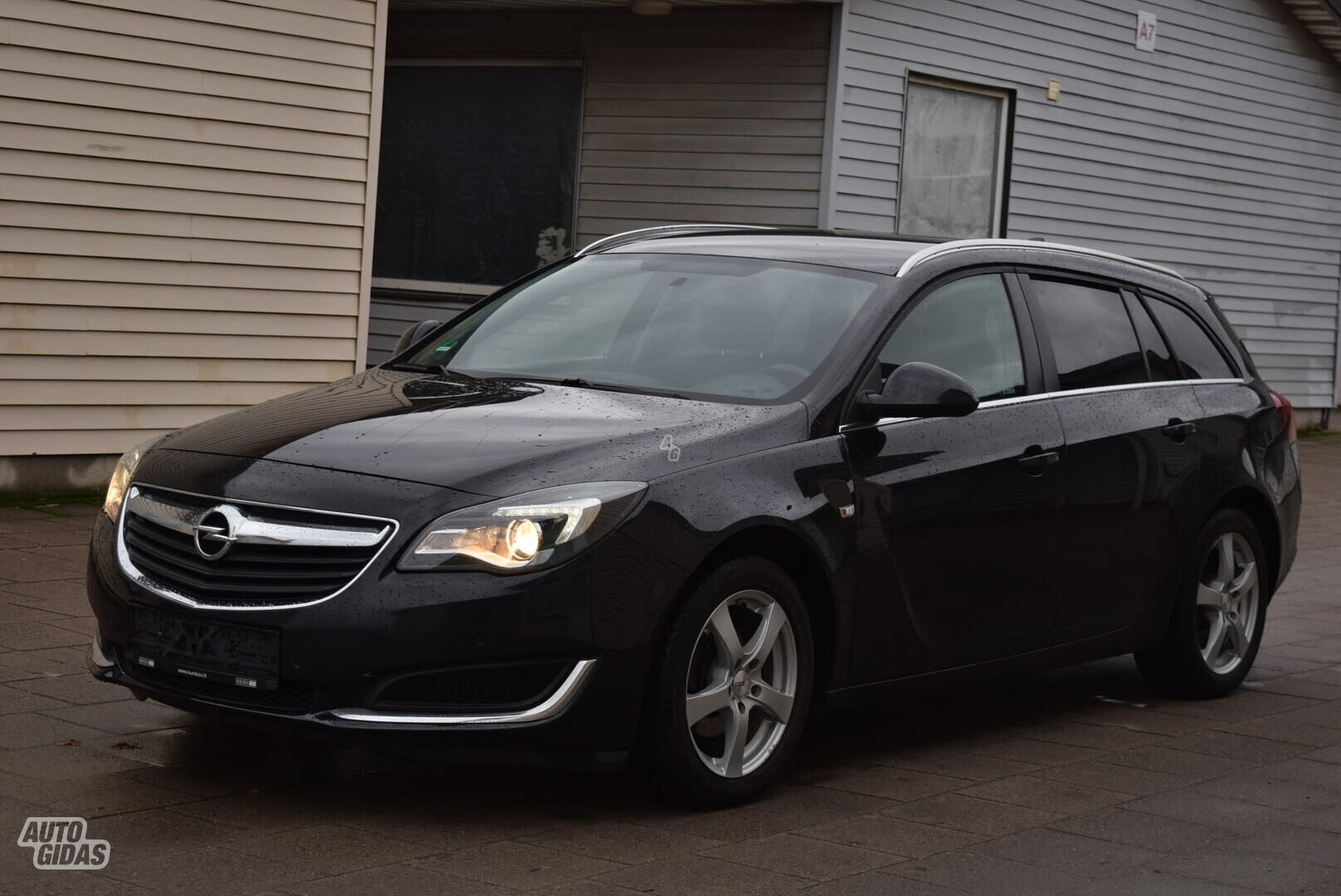 Opel Insignia 2015 m Sedanas