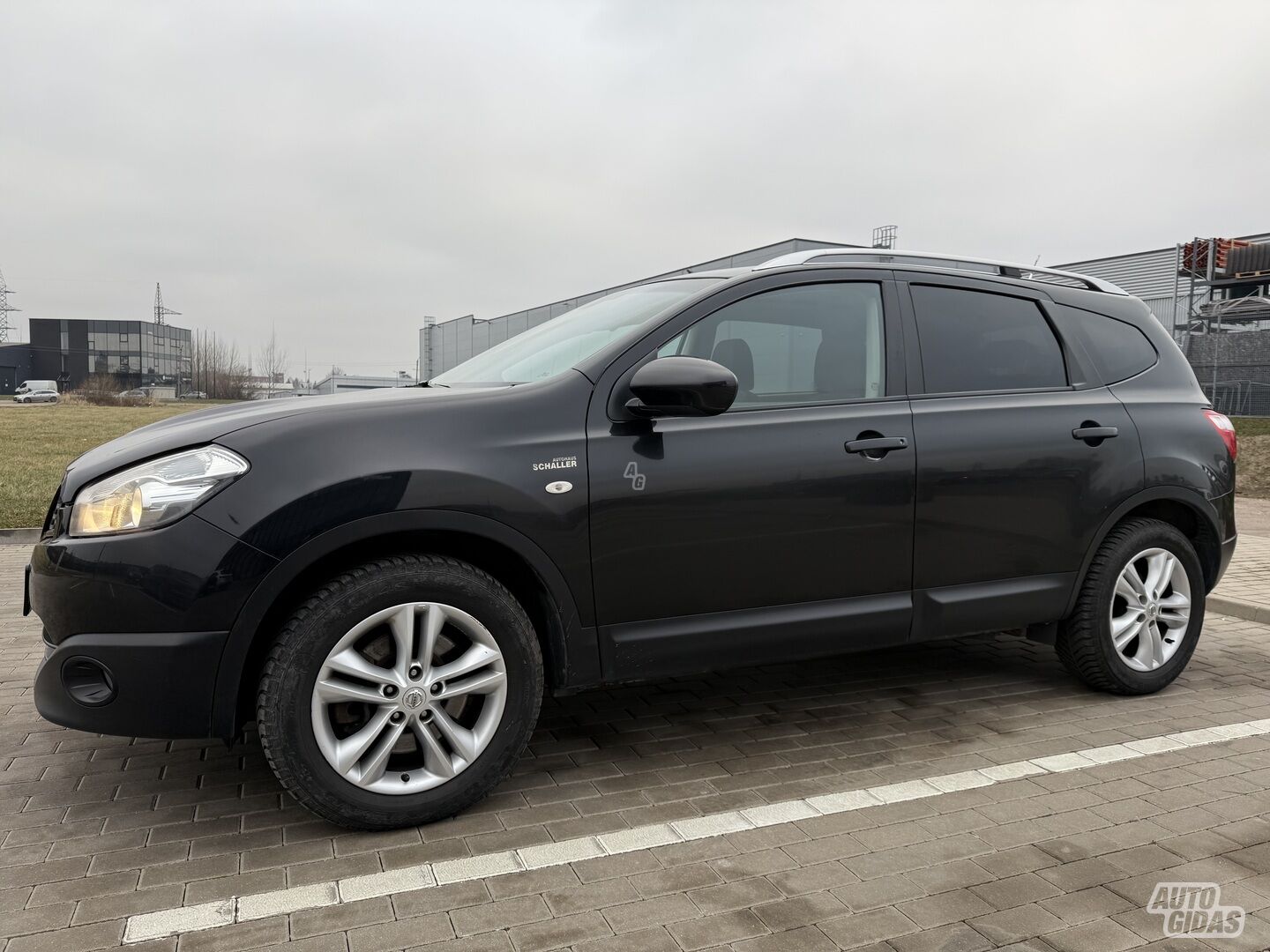 Nissan Qashqai+2 2011 m Visureigis / Krosoveris