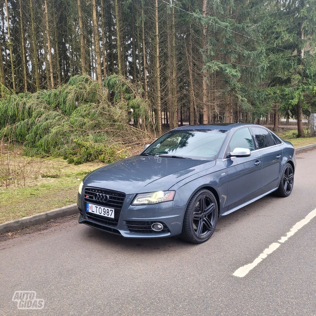 Audi S4 2011 y Sedan