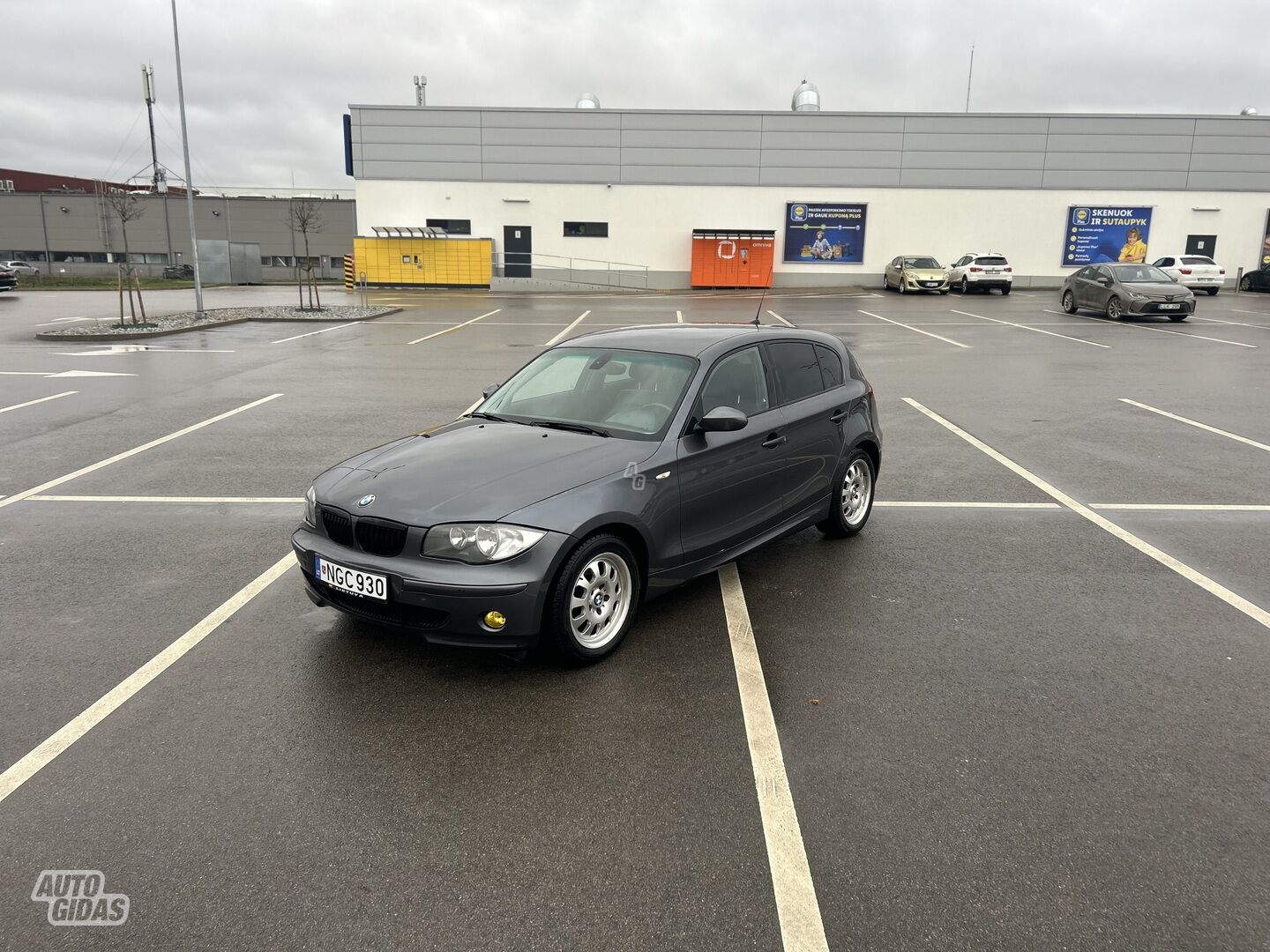 Bmw 118 2006 г Хэтчбек