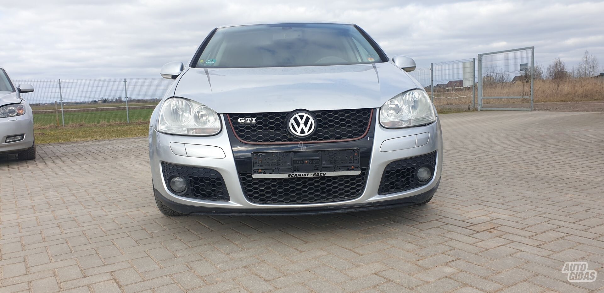 Volkswagen Golf 2004 г Хэтчбек