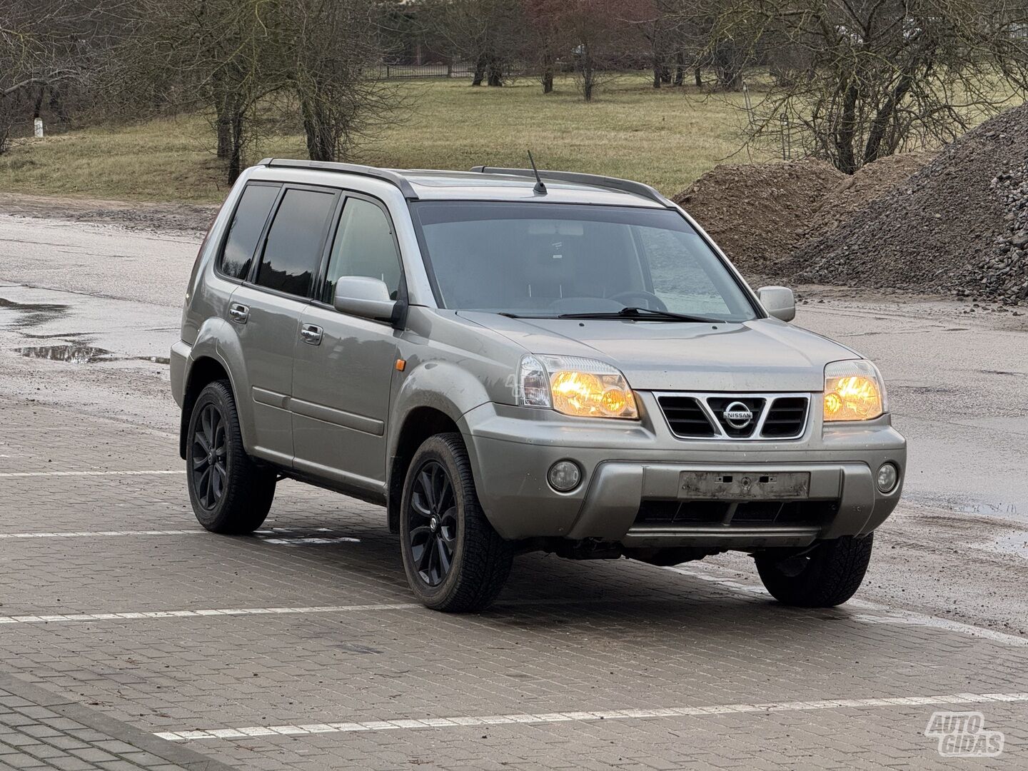 Nissan X-Trail 2003 m Visureigis / Krosoveris